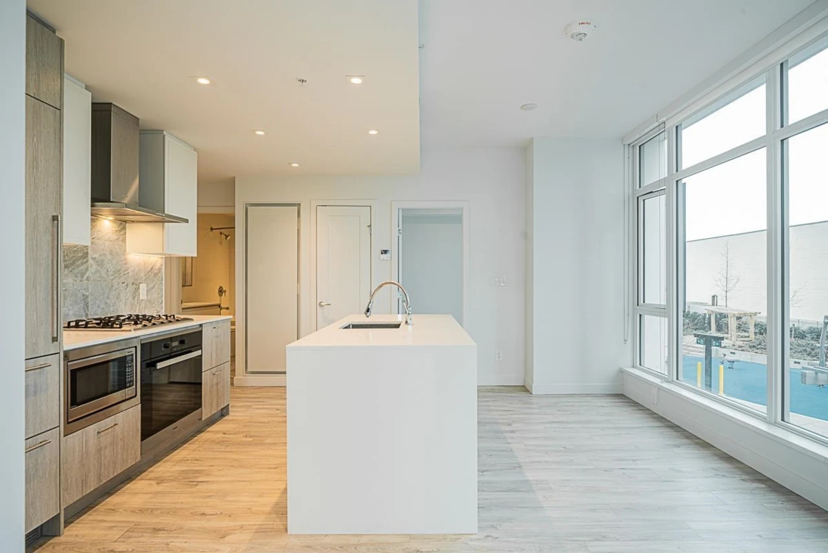 Dining Area Photo of 301 2288 Alpha Avenue, Burnaby, BC