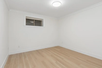 Hot Tub / Spa Photo of 418 E 13th Street, North Vancouver, BC