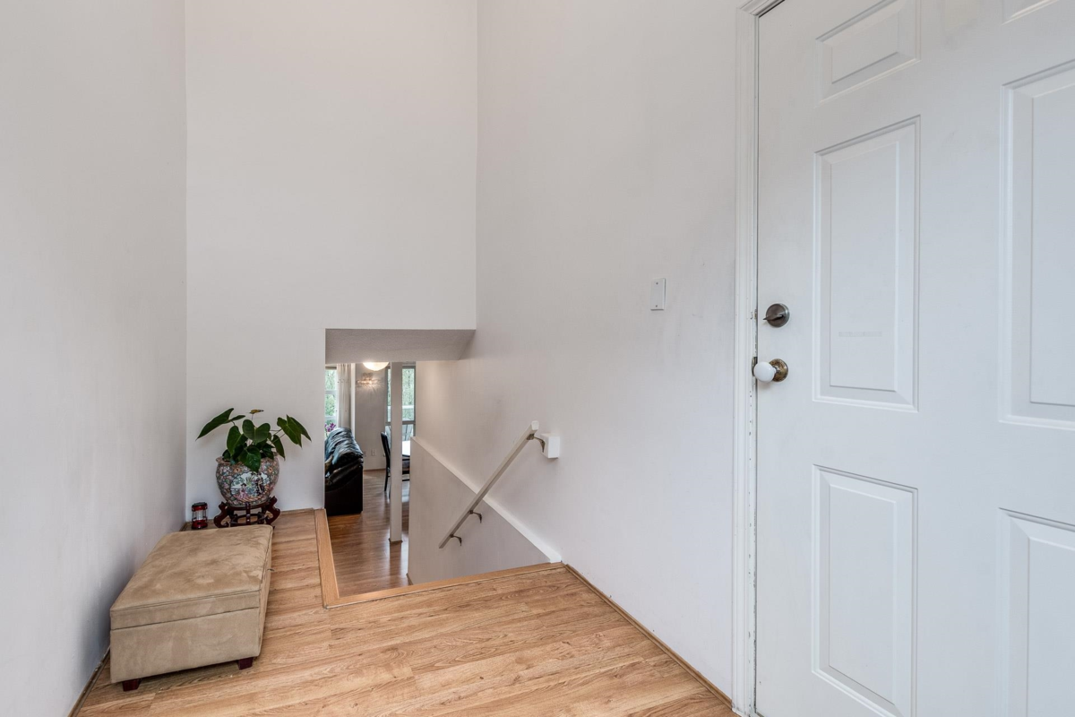 Living Room Photo of 1143 O'flaherty Gate, Port Coquitlam, BC