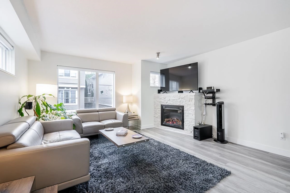 Living Room Photo of 34 15155 62a Avenue, Surrey, BC