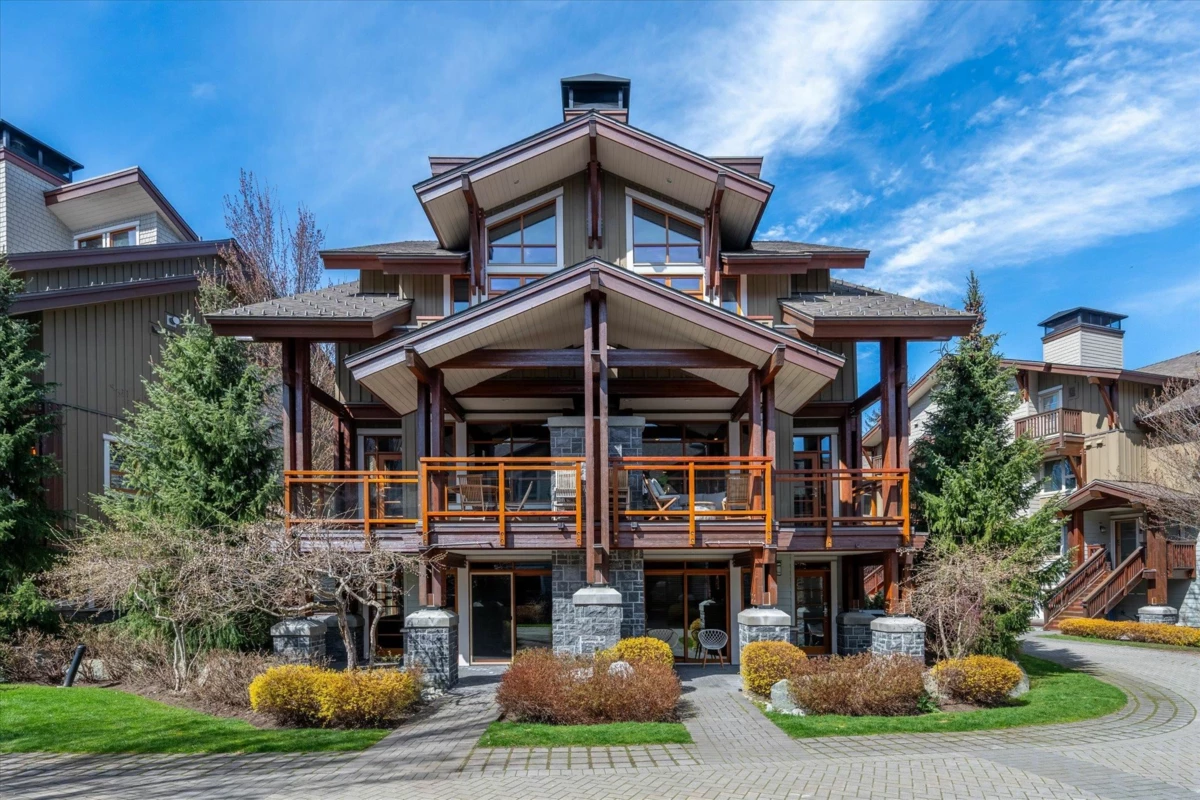 Family Room Photo of 37 7124 Nancy Greene Drive, Whistler, BC