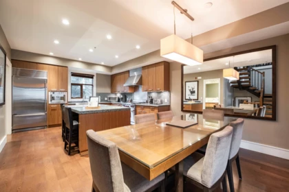 37 7124 Nancy Greene Drive, Whistler, BC, Whistler — Townhouse for sale
