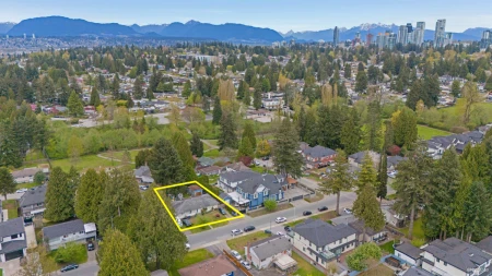 Pantry Photo of A&B 12569 99 Avenue, Surrey, BC
