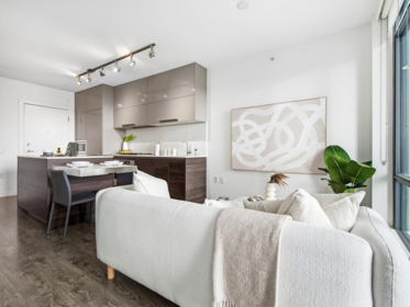 Breakfast Nook Photo of 1002 2378 Alpha Avenue, Burnaby, BC