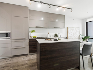 Kitchen Photo of 1002 2378 Alpha Avenue, Burnaby, BC