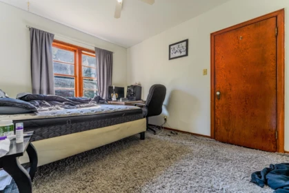 Bedroom 4 Photo of 46220 Maple Avenue, Chilliwack, BC