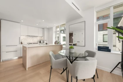 Kitchen Photo of 403 1365 Davie Street, Vancouver, BC