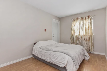 Primary Bedroom Photo of E105 40180 Willow Crescent, Squamish, BC