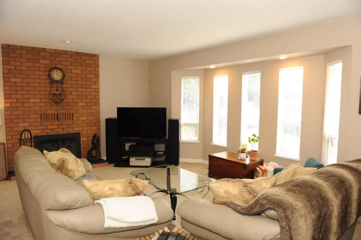 Dining Area Photo of 21159 Douglas Avenue, Maple Ridge, BC