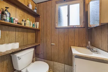 Mudroom Photo of 12513 91 Avenue, Surrey, BC
