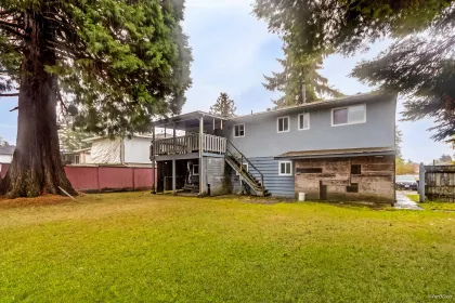 Outdoor Deck Photo of 12513 91 Avenue, Surrey, BC