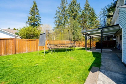 Mudroom Photo of 3933 Toronto Street, Port Coquitlam, BC