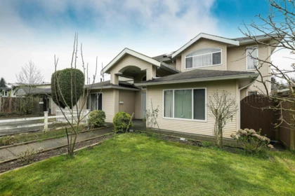 14076 72 Avenue, Surrey, BC, Surrey — Single Family Residence for sale