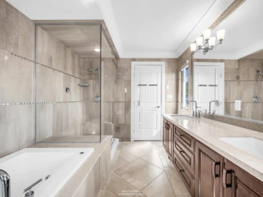 Mudroom Photo of 6650 Neal Street, Vancouver, BC
