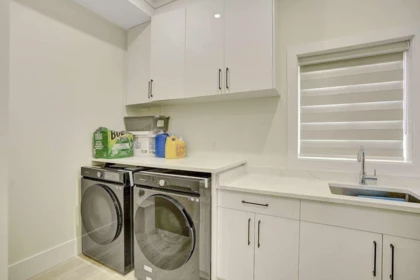Powder Room Photo of 2828 Babich Street, Abbotsford, BC