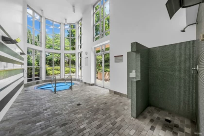 Hot Tub / Spa Photo of 1202 1005 Beach Avenue, Vancouver, BC