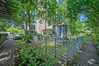 Outdoor Kitchen Photo of 1202 1005 Beach Avenue, Vancouver, BC
