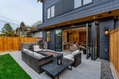 2 3345 W 13th Avenue, Vancouver, BC, Vancouver — Half Duplex for sale