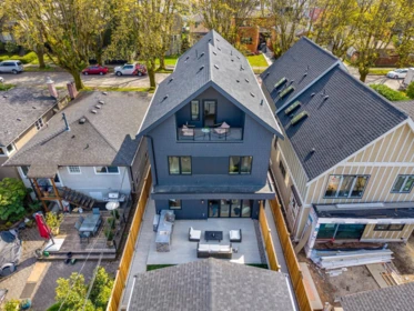 2 3345 W 13th Avenue, Vancouver, BC, Vancouver — Half Duplex for sale