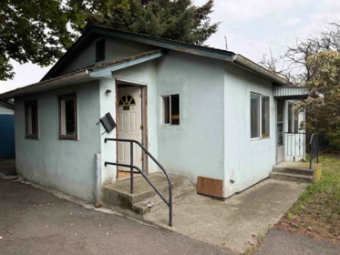 9405 Broadway Street, Chilliwack, BC, Chilliwack — Single Family Residence for sale