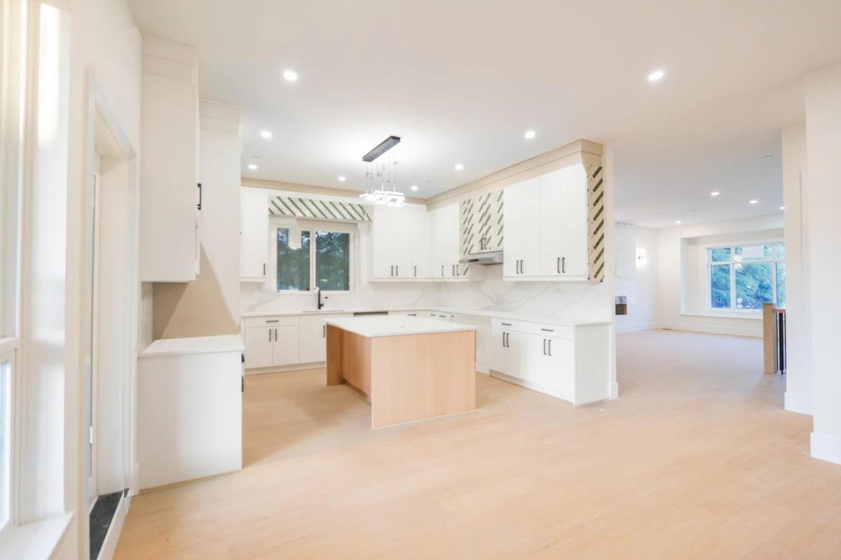 Family Room Photo of 8511 Benedict Boulevard, Mission, BC