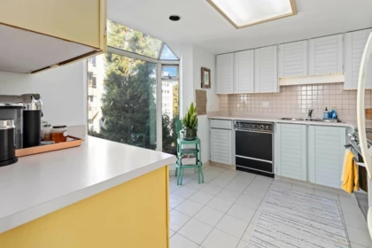 Primary Bedroom Photo of 802 1455 Duchess Avenue, West Vancouver, BC