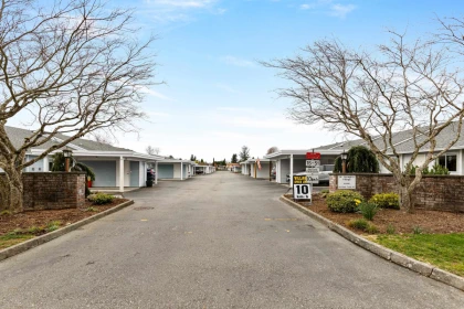 Garden / Landscaping Photo of 39 23580 Dewdney Trunk Road, Maple Ridge, BC