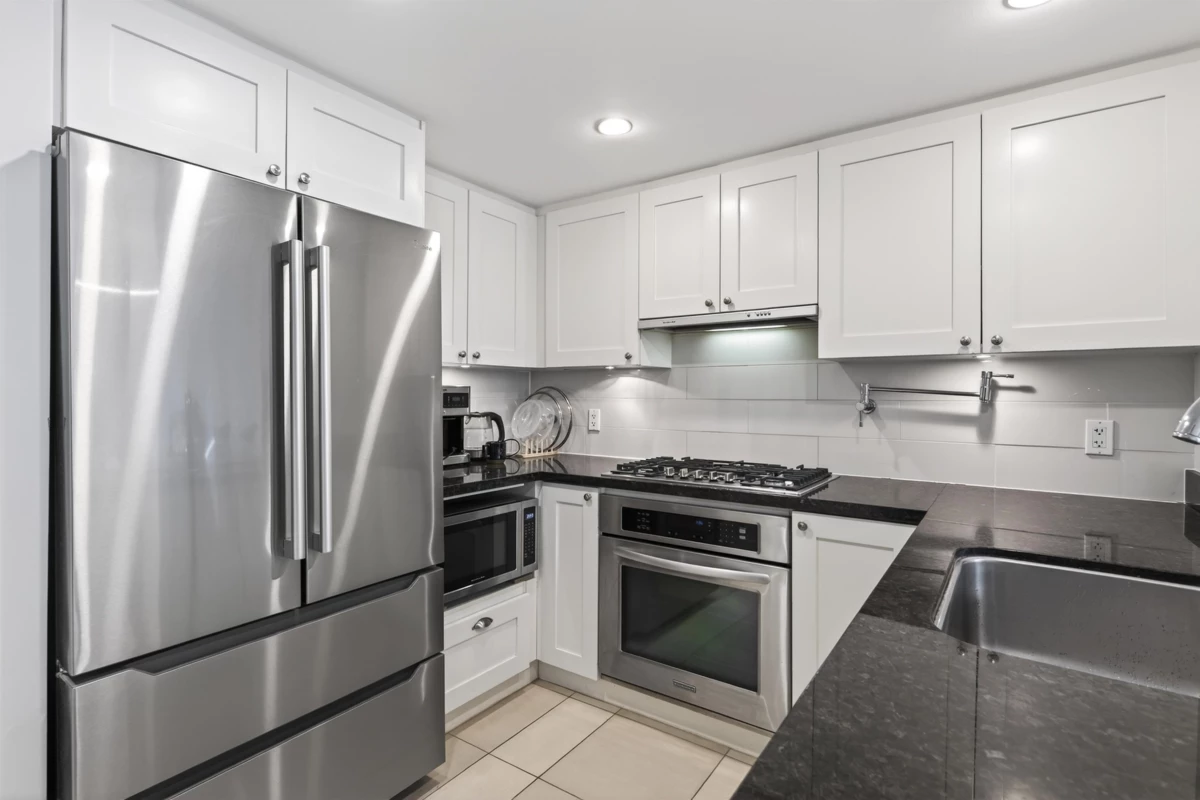 Living Room Photo of 208 9373 Hemlock Drive, Richmond, BC
