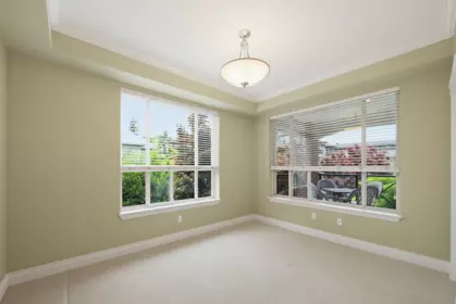 Laundry Room Photo of 203 15357 17a Avenue, Surrey, BC