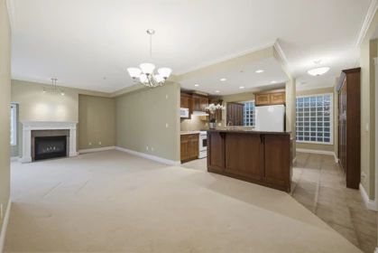 203 15357 17a Avenue, Surrey, BC, Surrey — Apartment/Condo for sale
