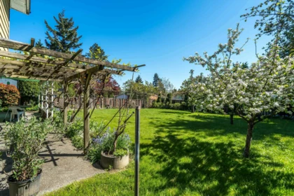 Staircase Photo of 13282 97 Avenue, Surrey, BC