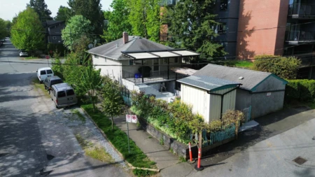 Breakfast Nook Photo of 1385 E 7th Avenue, Vancouver, BC
