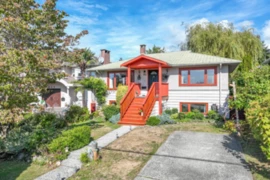 430 W Kings Road, North Vancouver, BC