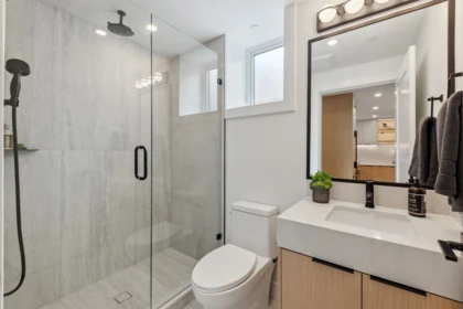 Guest Bathroom Photo of 3383 Victoria Drive, Vancouver, BC