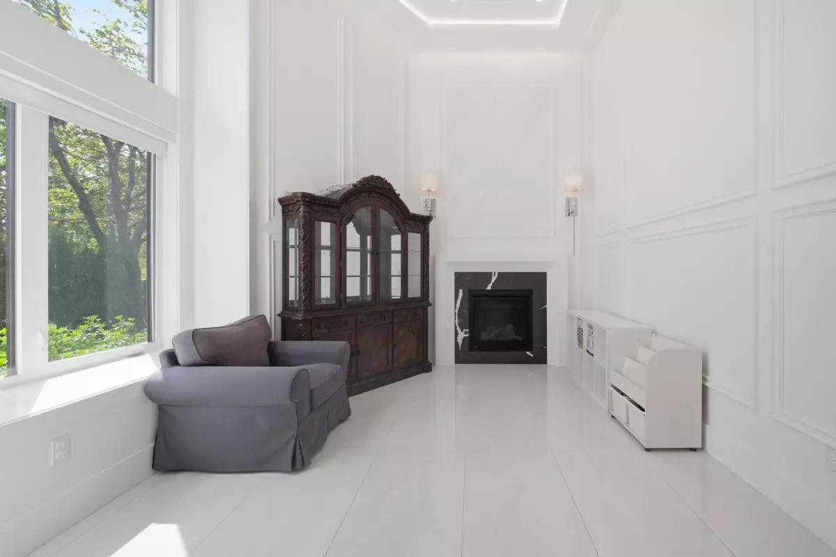 Family Room Photo of 6591 Goldsmith Drive, Richmond, BC