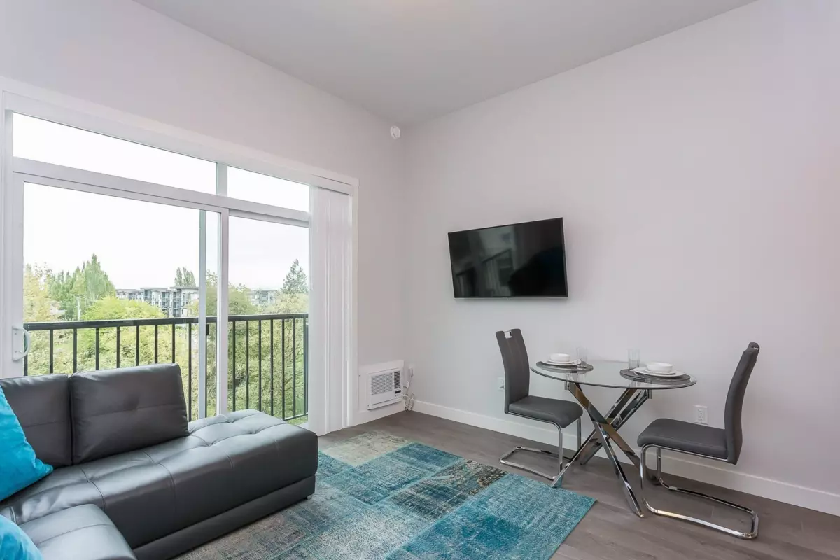 Family Room Photo of 405 19940 Brydon Crescent, Langley, BC