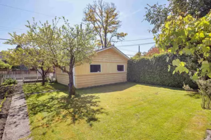 Laundry Room Photo of 3136 W 11th Avenue, Vancouver, BC