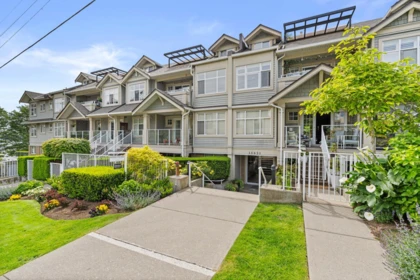 212 15621 Marine Drive, White Rock, BC, White Rock — Apartment/Condo for sale