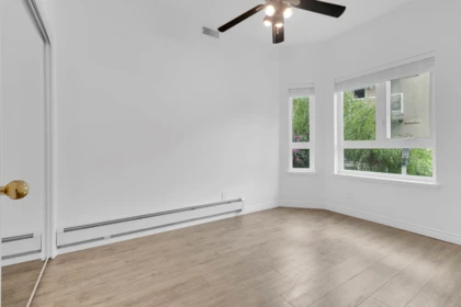 Powder Room Photo of 203 8142 120a Street, Surrey, BC