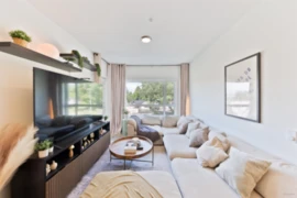 220 10777 138 Street, Surrey, BC
