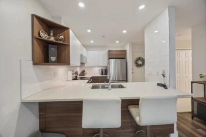 Breakfast Nook Photo of 205 7465 Sandborne Avenue, Burnaby, BC