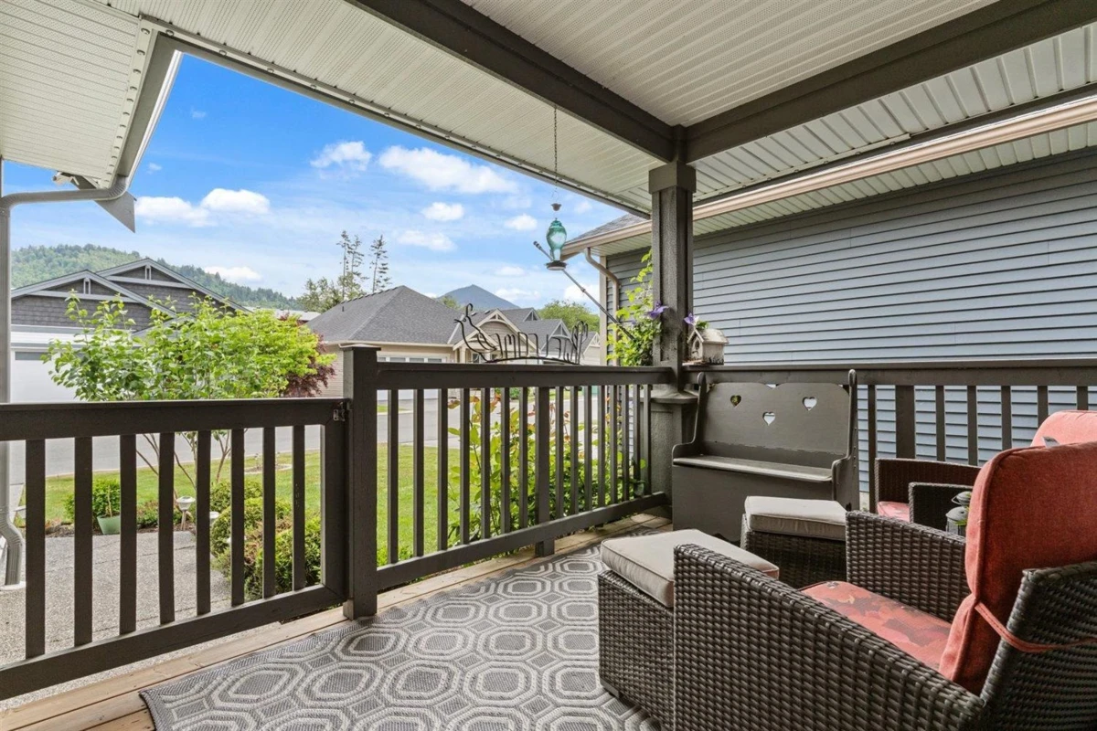 Family Room Photo of 22 6211 Chilliwack River Road, Chilliwack, BC