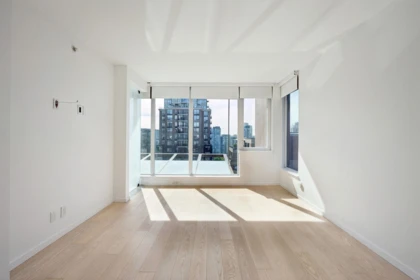 Loft / Bonus Room Photo of 2005 1055 Richards Street, Vancouver, BC