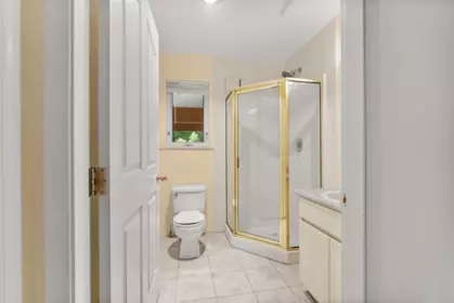 Basement Recreation Room Photo of 1575 Beach Grove Road, Delta, BC