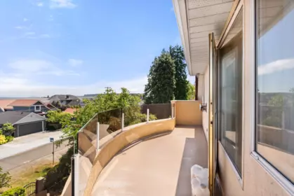 Swimming Pool Photo of 1575 Beach Grove Road, Delta, BC