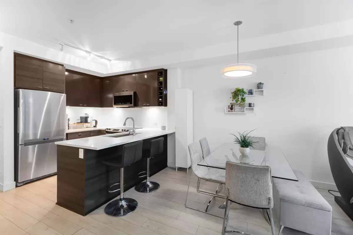 Dining Area Photo of 112 13931 Fraser Highway, Surrey, BC