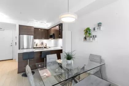 Kitchen Photo of 112 13931 Fraser Highway, Surrey, BC