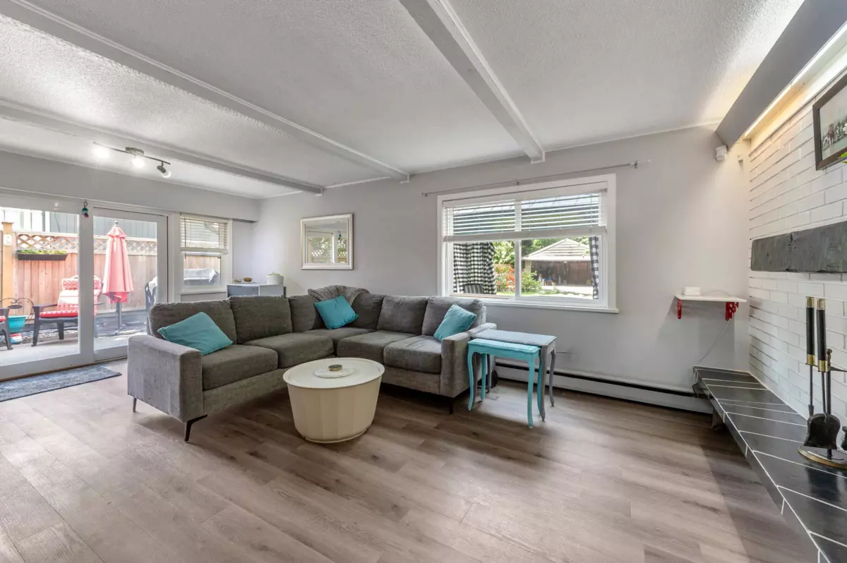 Dining Area Photo of 9573 139 Street, Surrey, BC