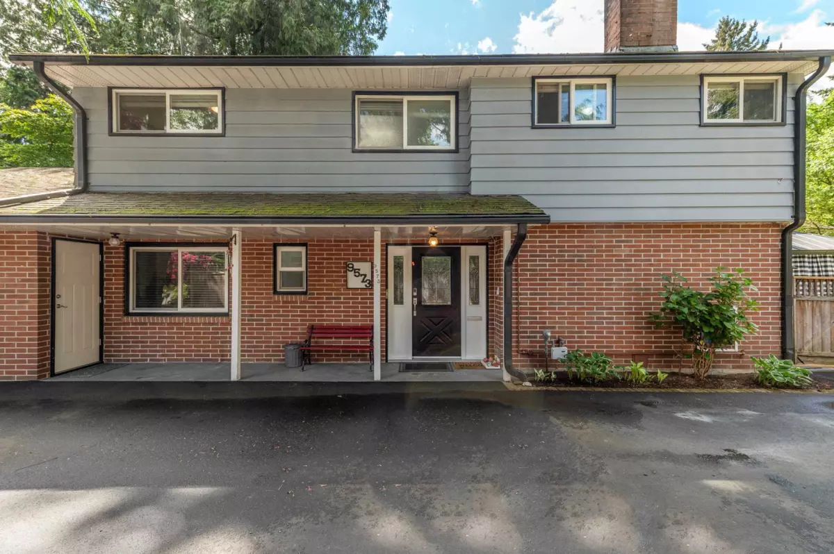 Living Room Photo of 9573 139 Street, Surrey, BC