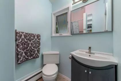 Guest Bathroom Photo of 9573 139 Street, Surrey, BC